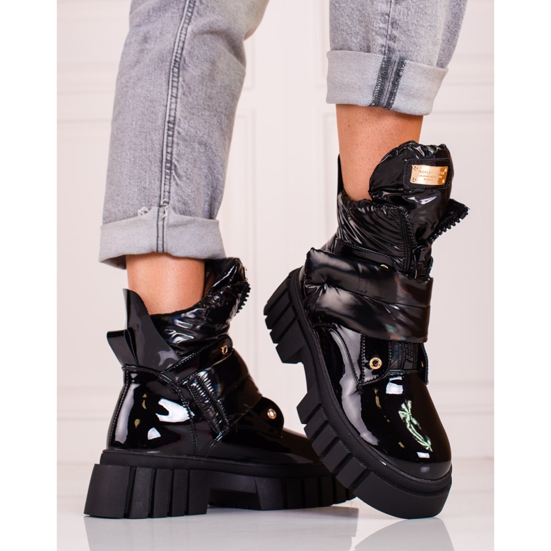 Bottes laquées pour femmes sur la plate-forme Shelovet le noir 2
