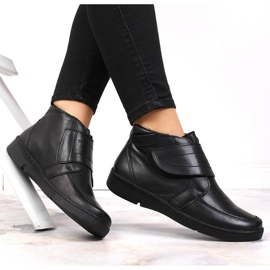 Bottes pour femmes en cuir avec fermeture velcro Łukbut 676 le noir 3