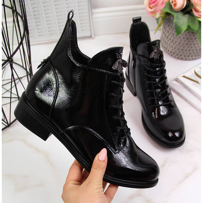 Bottes Filippo noires vernies isolées noires pour femmes 2