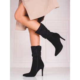 Bottes pour femmes élégantes sur un talon Shelovet noir 1