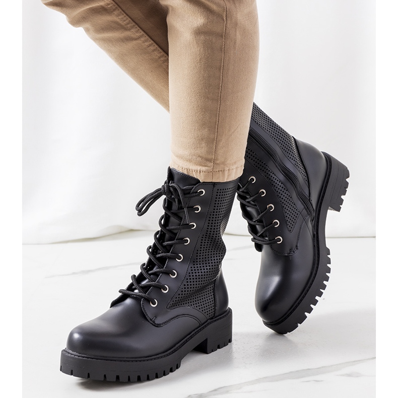 Bottes noires sur une semelle haute Loop le noir 1