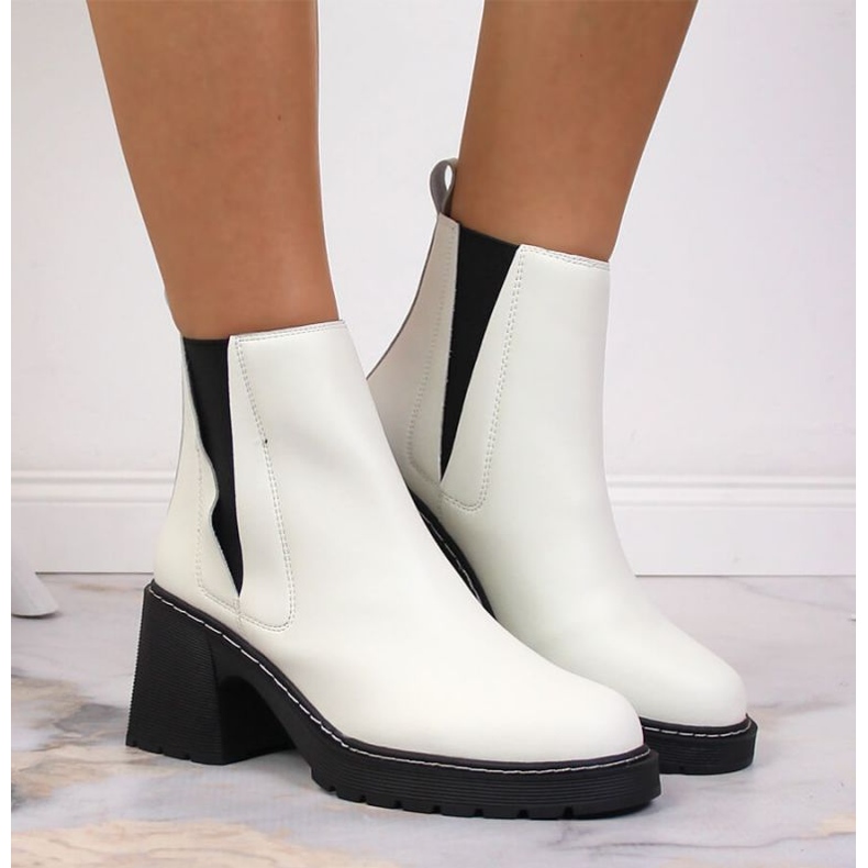 Areto Bottines Chelsea sur le poteau, isolées à enfiler Artiker W HBH42 blanc 2