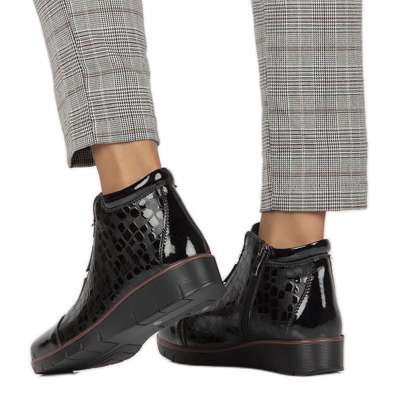 Bottes compensées isolées en cuir Filippo W PAW277A le noir 1