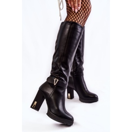 PG1 Bottes en cuir Kornelli noires classiques sur une barre le noir 2