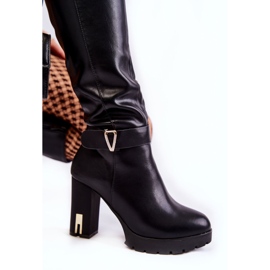 PG1 Bottes en cuir Kornelli noires classiques sur une barre le noir 1