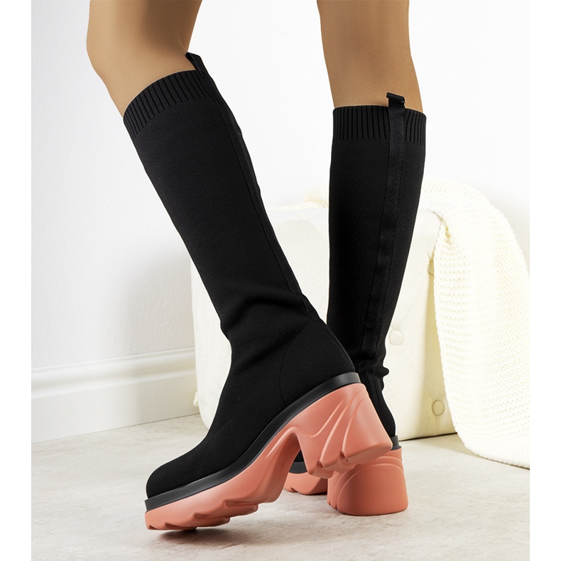 Producent Niezdefiniowany Bottines noires sur semelles roses Natale 1