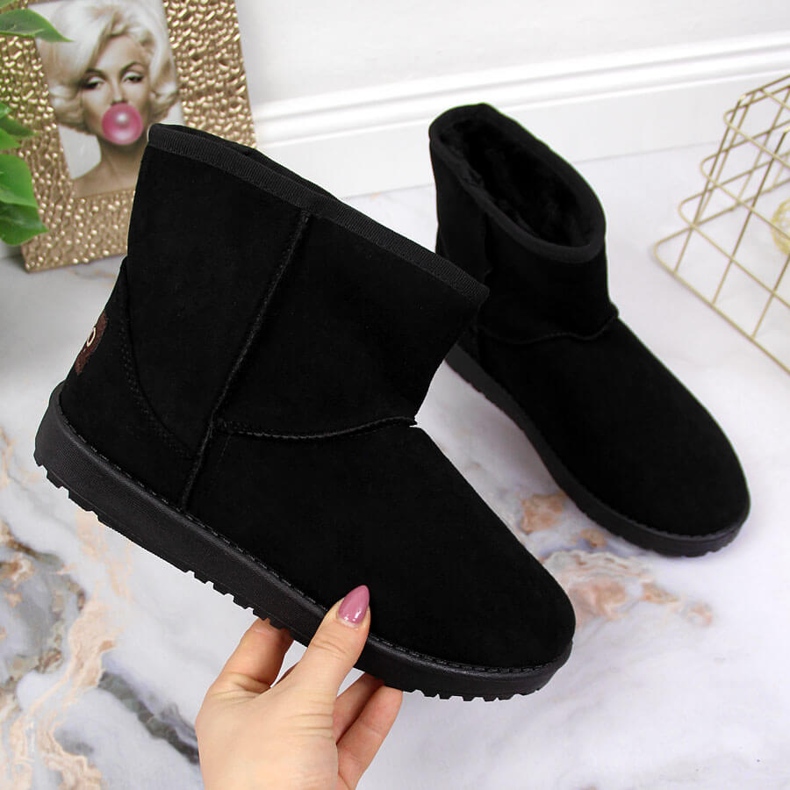 News Bottes de neige en daim noir pour femme 2