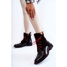 PA2 Bottines Crocodile Cuir Noir et Rouge Motif Cheyenne le noir 1
