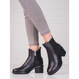 Bottines Chelsea Shelovet noires sur un poteau 1