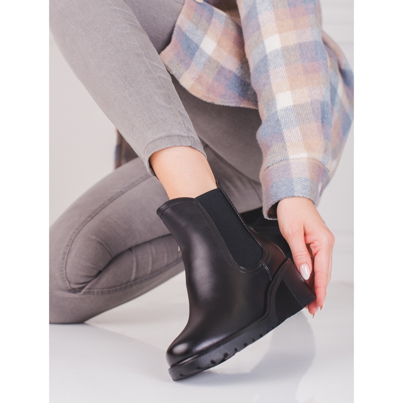Bottines Chelsea Shelovet noires sur un poteau le noir 2 Bottines Chelsea Shelovet noires sur un poteau le noir 2