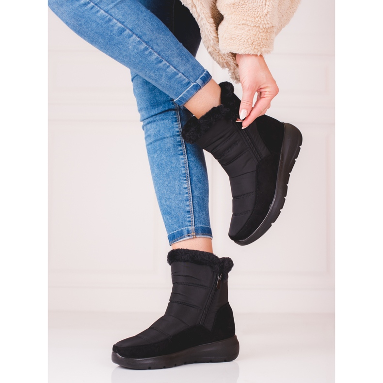 Bottes Shelovet pour femmes isolées avec fourrure noir 1