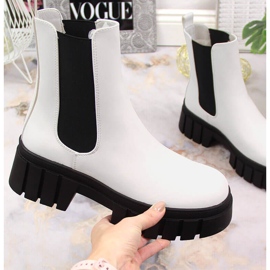 Bottes blanches pour femme avec une plateforme isolée Sergio Leone 4