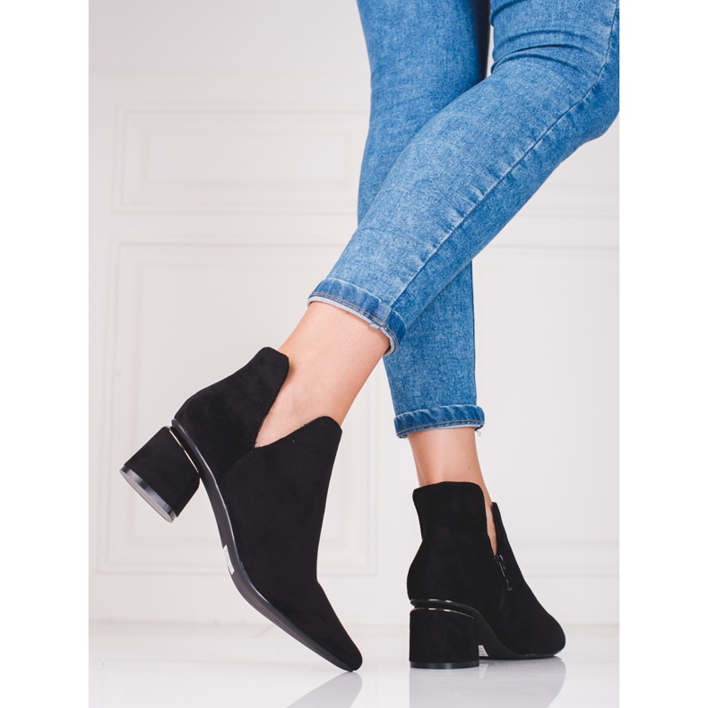 Bottines noires pour femme avec une coupe Shelovet 1