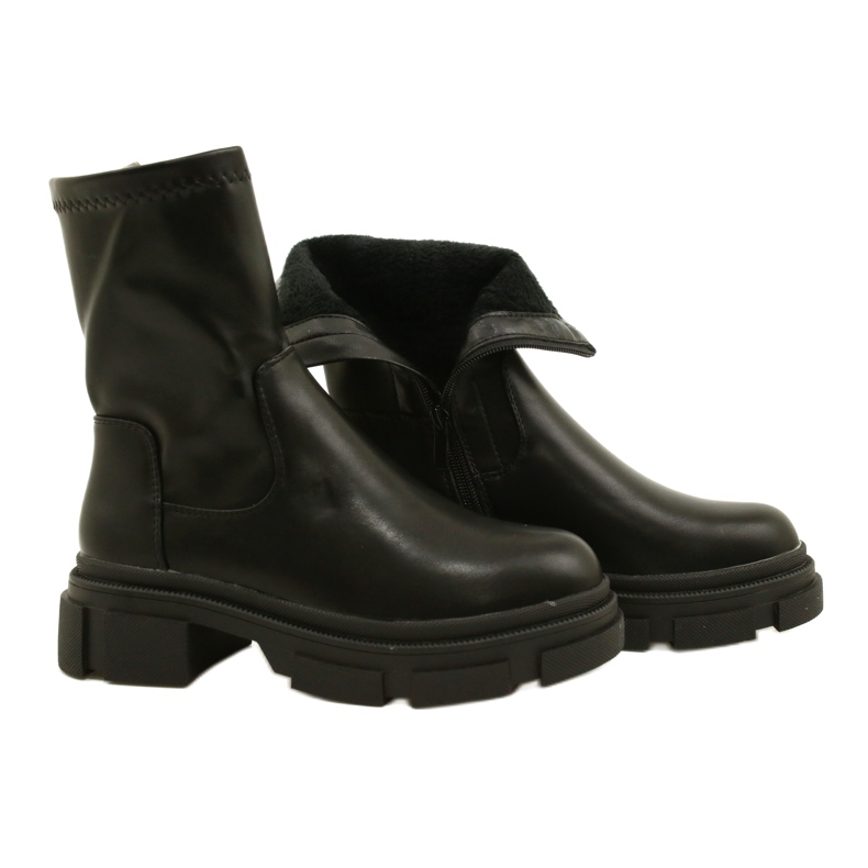 Bottes en cuir pour femmes sur l'épaisseur M. Daszyński MR2127-20 noir 4