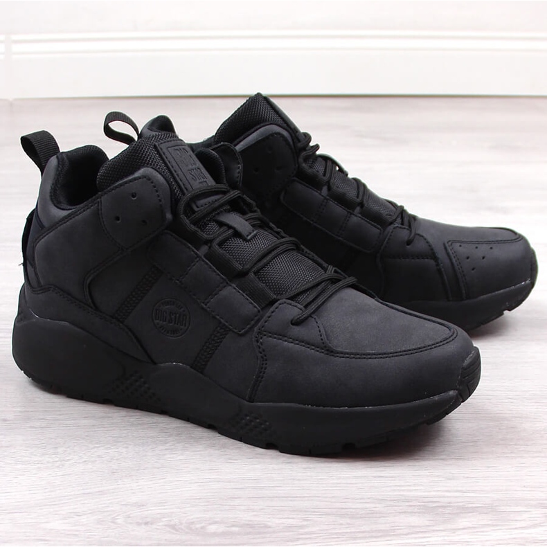 Chaussures de sport isolées noires pour hommes Big Star KK174247 1