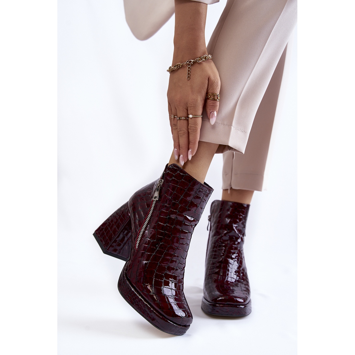 PA2 Bottines Cuir Motif Croco Bordeaux Alienore rouge