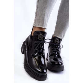 Bottines Laquées Sur Talon Plat Pour Femme Noir Charline le noir 4