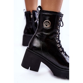 FILIPCZYK Bottines à talons hauts noires isolées en cuir à la mode le noir 4