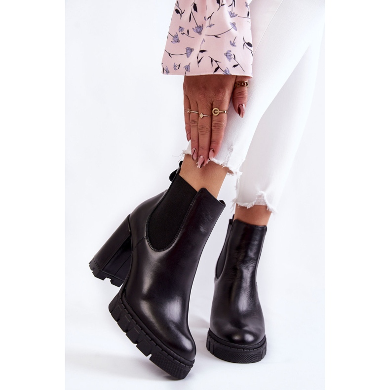 Boots Cuir Smooth On A Bar Noir Eldey 1