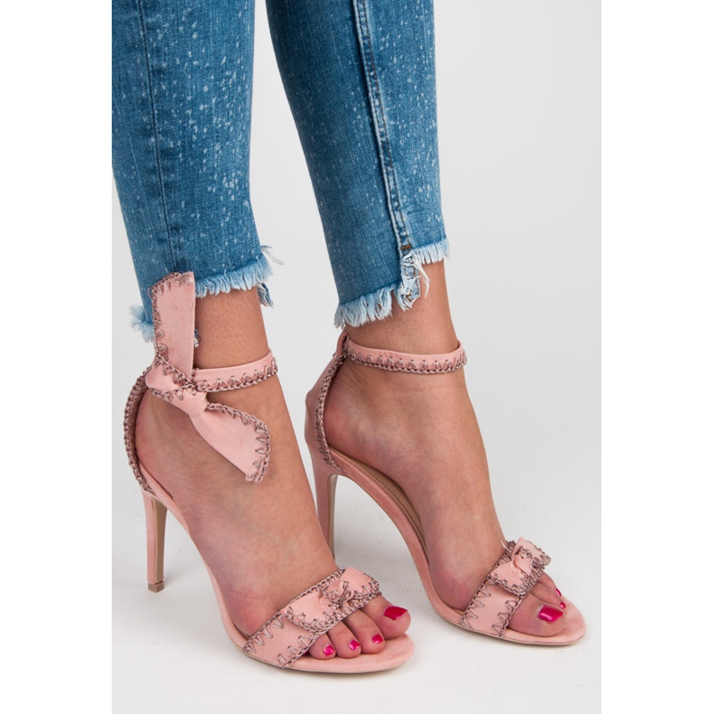 Vices Sandales à talons hauts avec un nœud rose 1