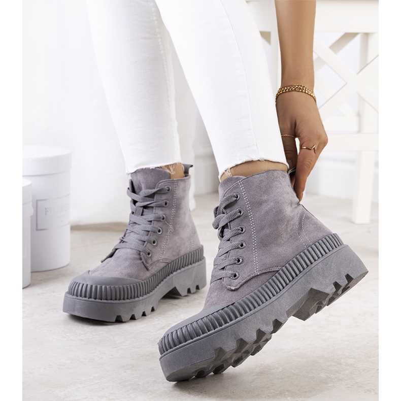 PA1 Baskets en éco-daim Devost Gris 1