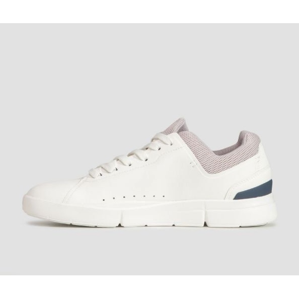 On Running Utilisation du Roger Center Advantage W 4898965 blanc 1