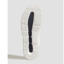 On Running Utilisation du Roger Center Advantage W 4898965 blanche 3