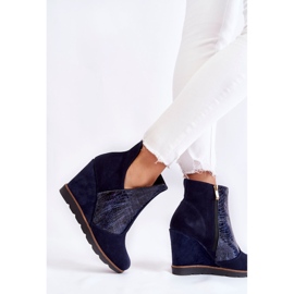 PA2 Bottines en daim sur semelle compensée en crocodile, motif Alda bleu marine 5