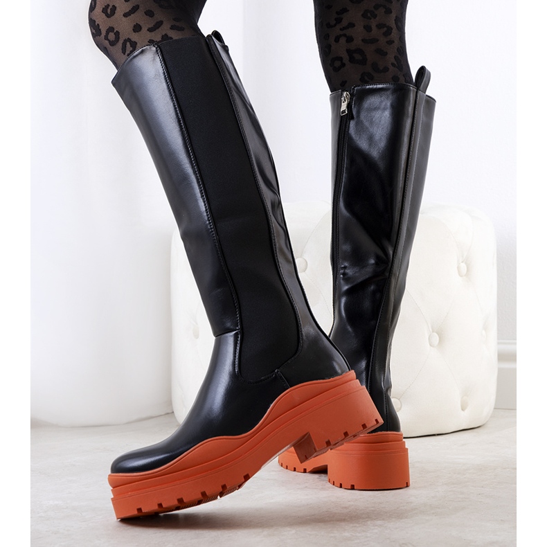 PA1 Boots noires sur semelle Pura colorée le noir 1