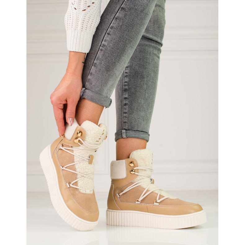 Bottes de neige en cuir beige pour femmes Shelovet sur la plate-forme brun 1