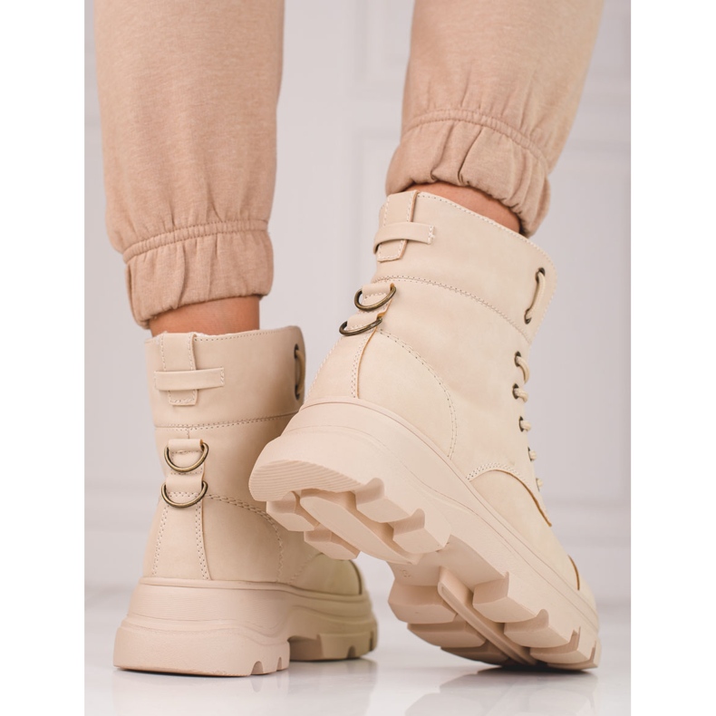 Bottes de randonnée pour femmes sur la plate-forme Shelovet beige 1