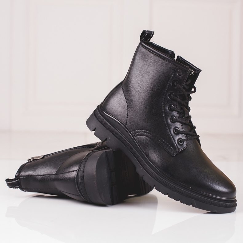 Chaussures de randonnée pour hommes avec isolation Shelovet noir 2