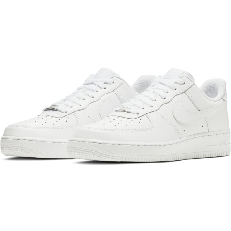Chaussures Nike Air Force 1 '07 CW2288-111 blanche 1