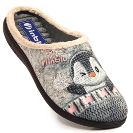 Chaussons de maison chauds et confortables pour femme avec le pingouin Inblu gris 1 Chaussons de maison chauds et confortables pour femme avec le pingouin Inblu gris 1