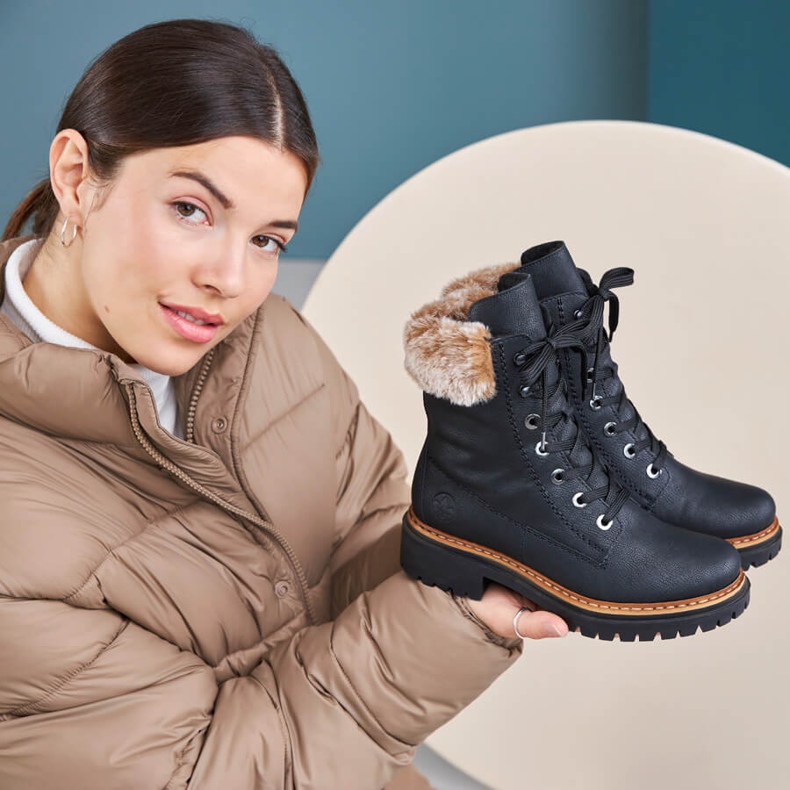 Bottes pour femmes Rieker 72630-00 noires avec fourrure 1