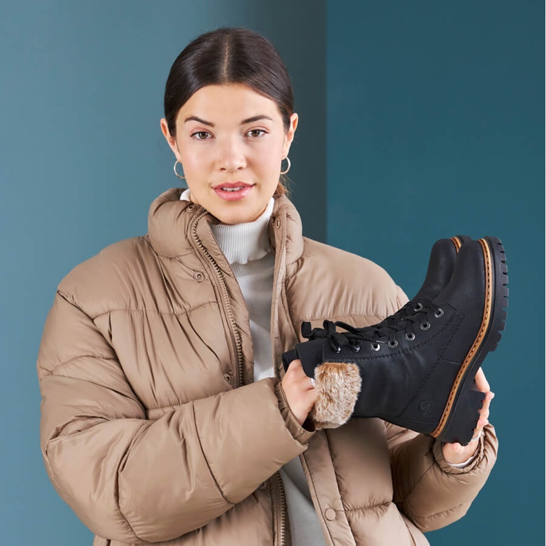 Bottes pour femmes Rieker 72630-00 noires avec fourrure 2