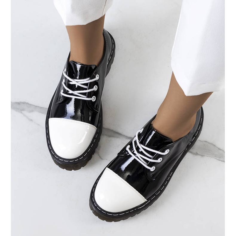 PA1 Chaussures Cardin laquées noires blanc 1