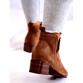 Vinceza Bottines En Daim Ajouré Avec Une Découpe Carine Marron brun 1