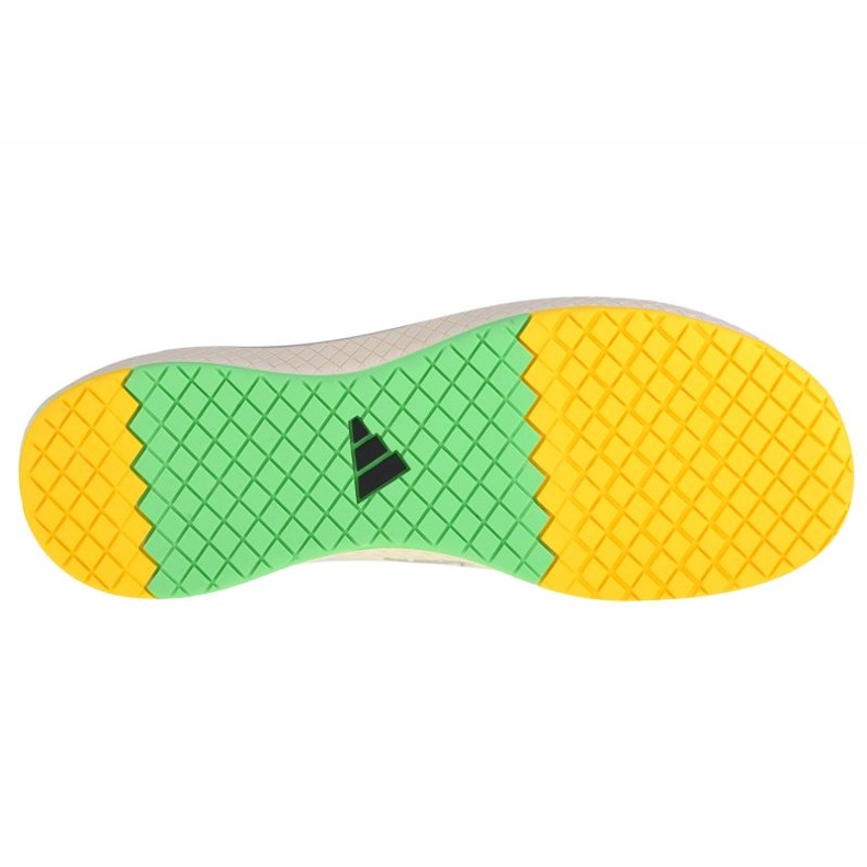 Chaussures Adidas The Total W GW6353 blanche 3 Chaussures Adidas The Total W GW6353 blanche 3