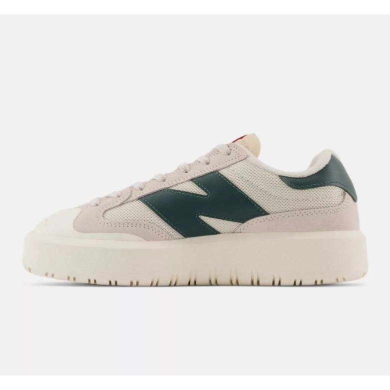Chaussures New Balance W CT302RA beige vert 1