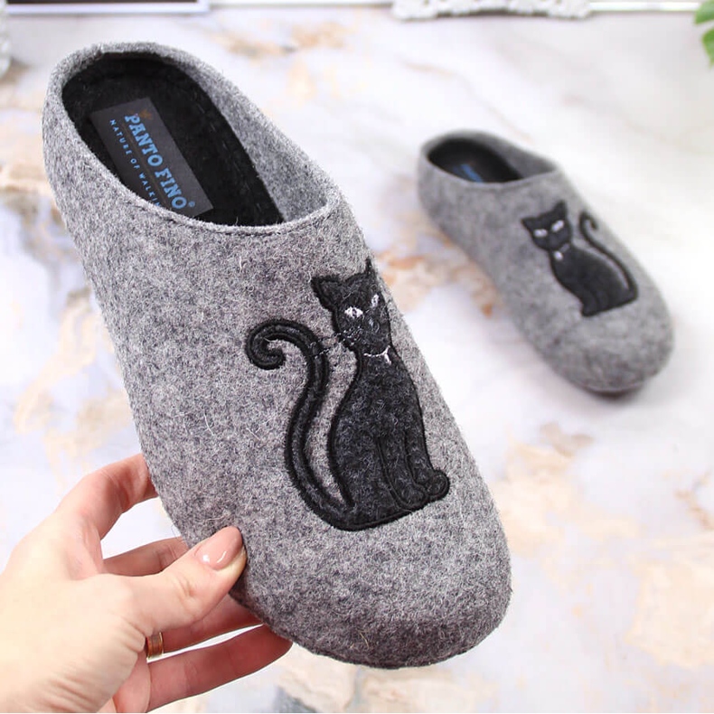 Chaussons feutre femme maison avec un chat gris Panto Fino KK267047 1