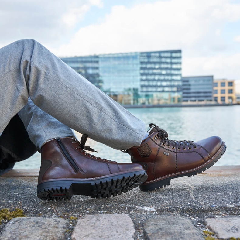 Bottes d'hiver imperméables pour hommes isolées avec de la laine de mouton Rieker F3602-25 brun 2