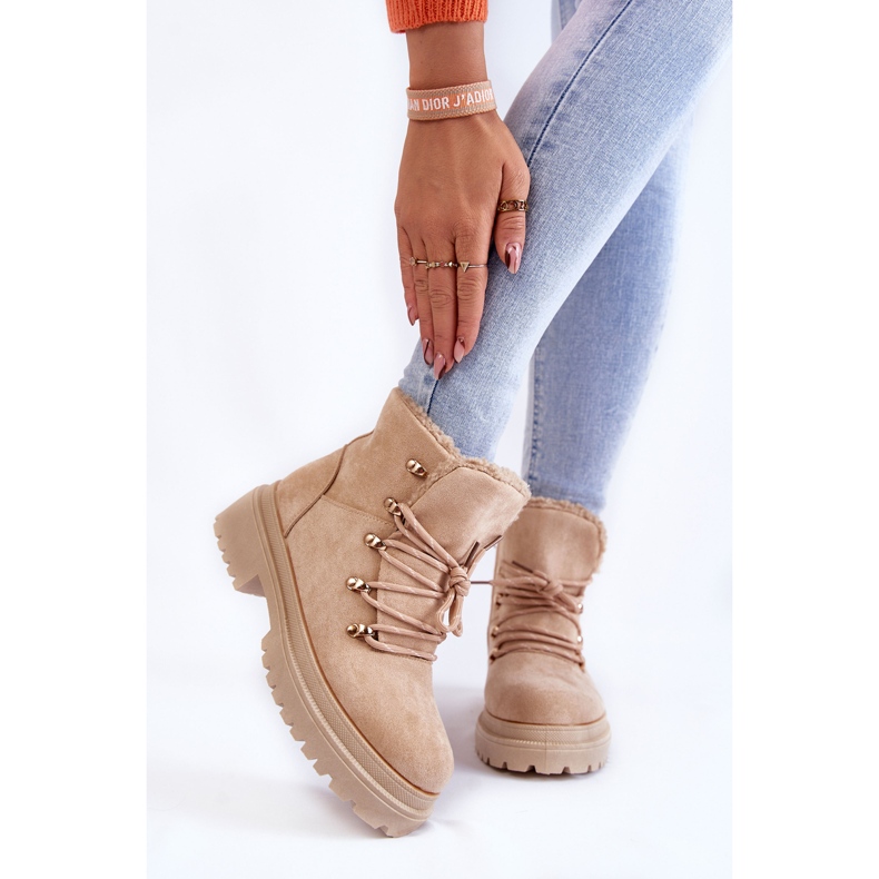 Bottes en daim pour femmes Beige Bellita Trappers 1