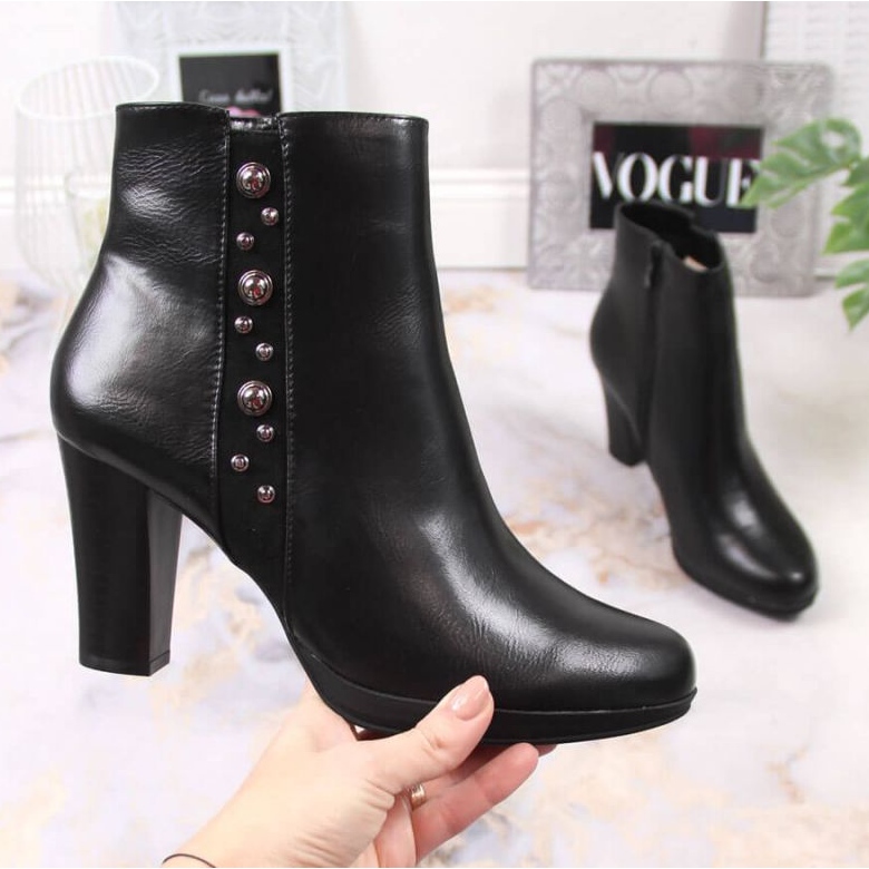 Bottes sur le poteau avec la décoration de l'isolé Jezzi W JEZ384 noir 1
