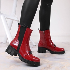Bottes laquées sur un bloc et une plate-forme avec une chaîne, Potocki rouge chaud 6