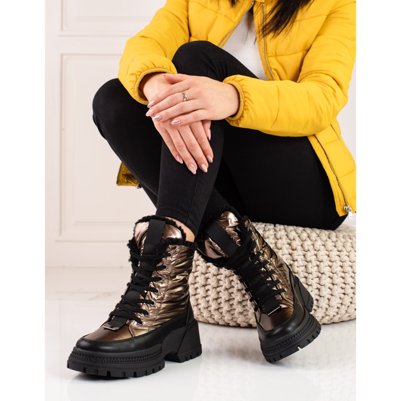 Bottes de neige pour femmes sur la plate-forme shelovet noir doré 1
