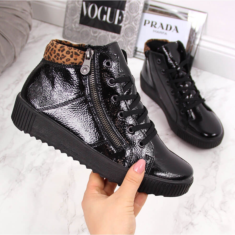 Bottes femme laquées noires Rieker M6434 le noir 2 Bottes femme laquées noires Rieker M6434 le noir 2