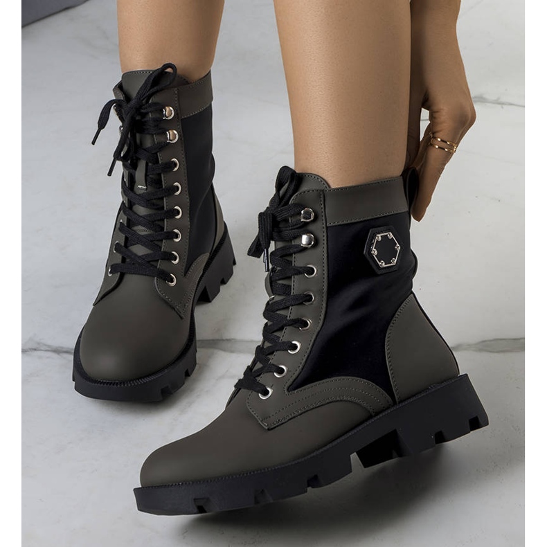 BM Bottes isolées vertes d'Orozo noir 1