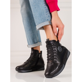 Baskets pour femmes sur la plateforme Shelovet en cuir naturel noir 1