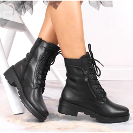 Bottes isolées noires confortables en cuir pour femmes Rieker X0500-00 le noir 1